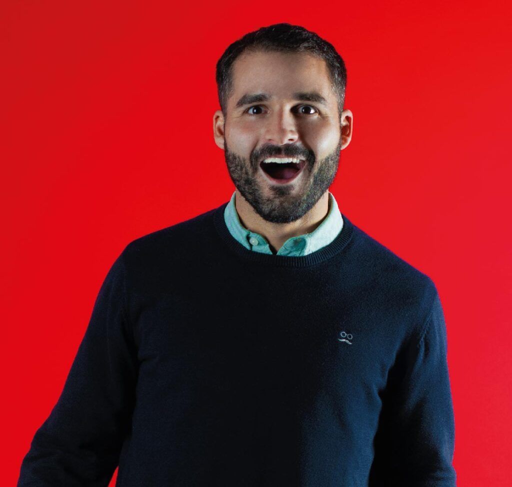 Jesús sorprendido de los packs de paid media de la agencia Contundente