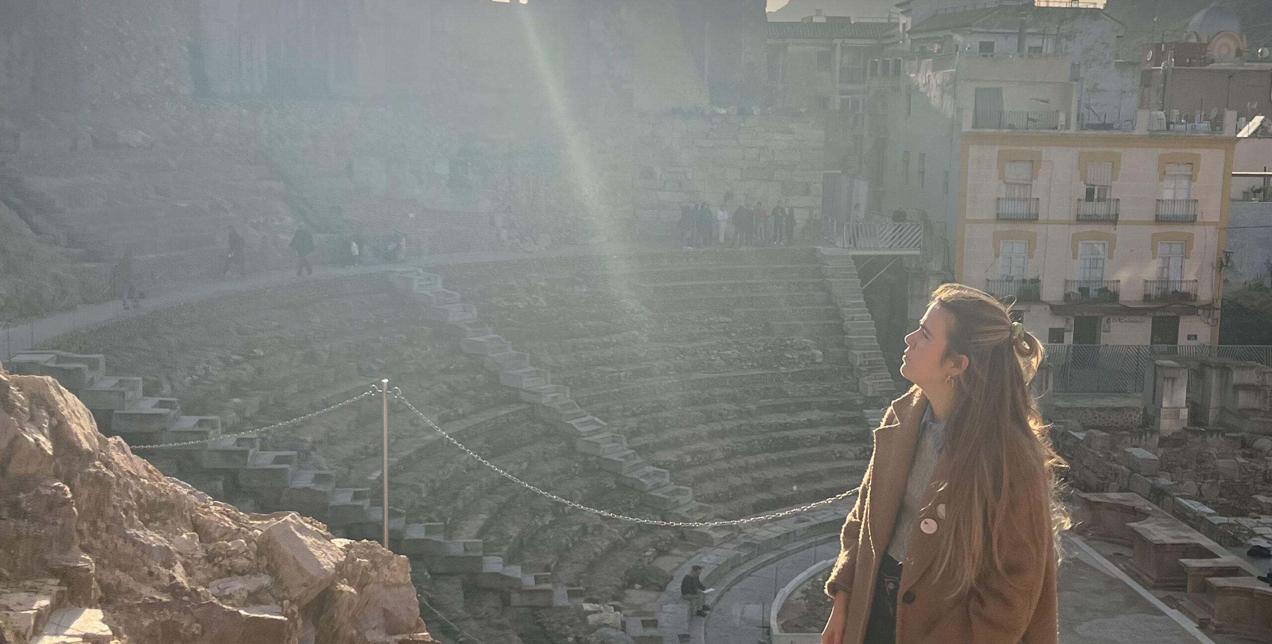 Teatro de cartagena, agencia contundente y las redes ¿estamos fuera de lugar en un teatro romano?